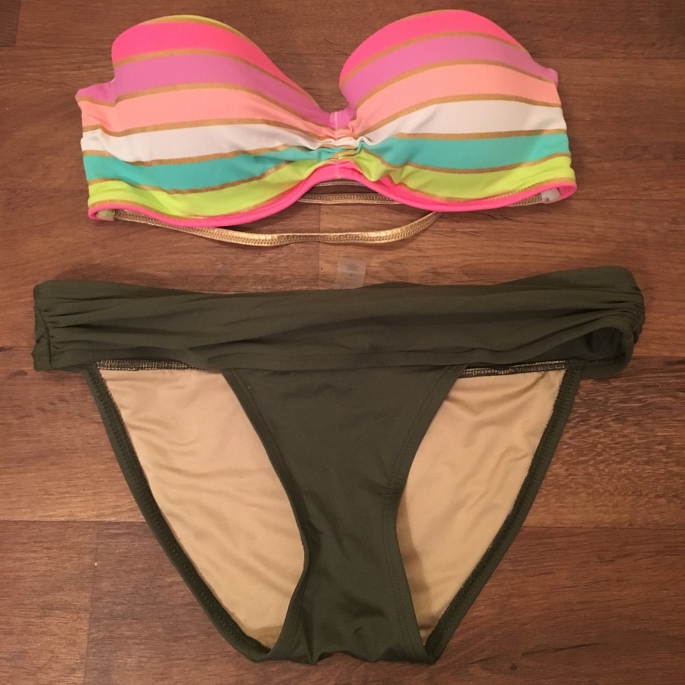 Vs swimsuit - Picture 1 of 3